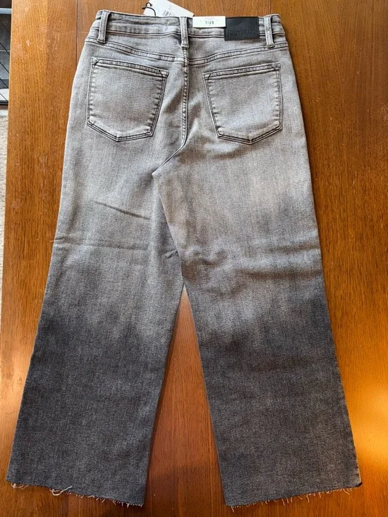 Judy Blue Gray Wide-Leg Crop Flare Jeans with Subtle ombré Fade - Picture 14 of 15